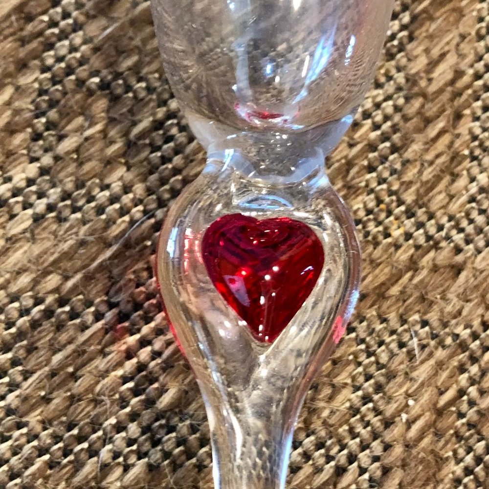 Red Heart Art Glass Stem Ambiance Goblets glasses Holiday LOVE New NIB Set 2